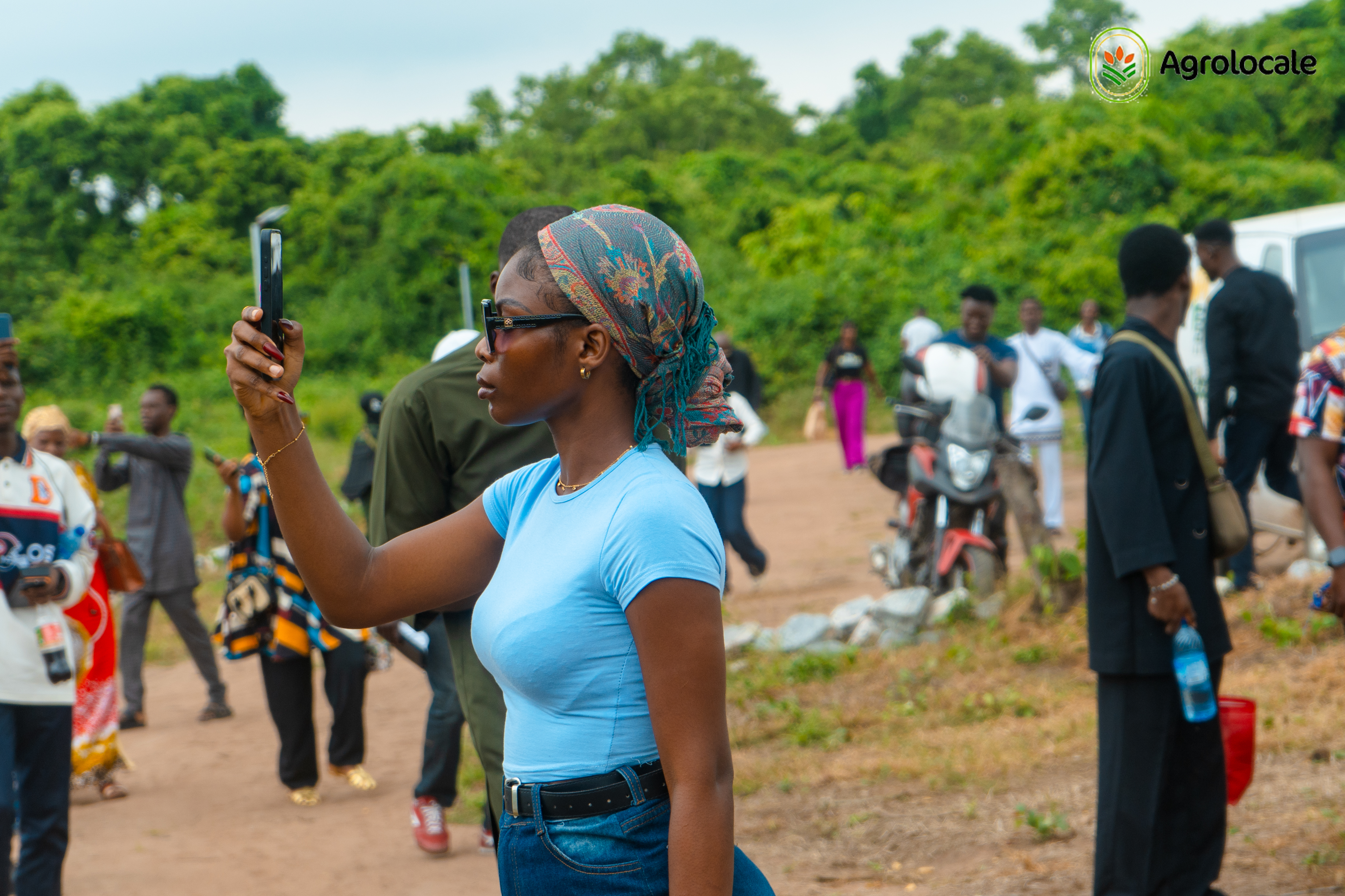 A woman at agrolocale allocation